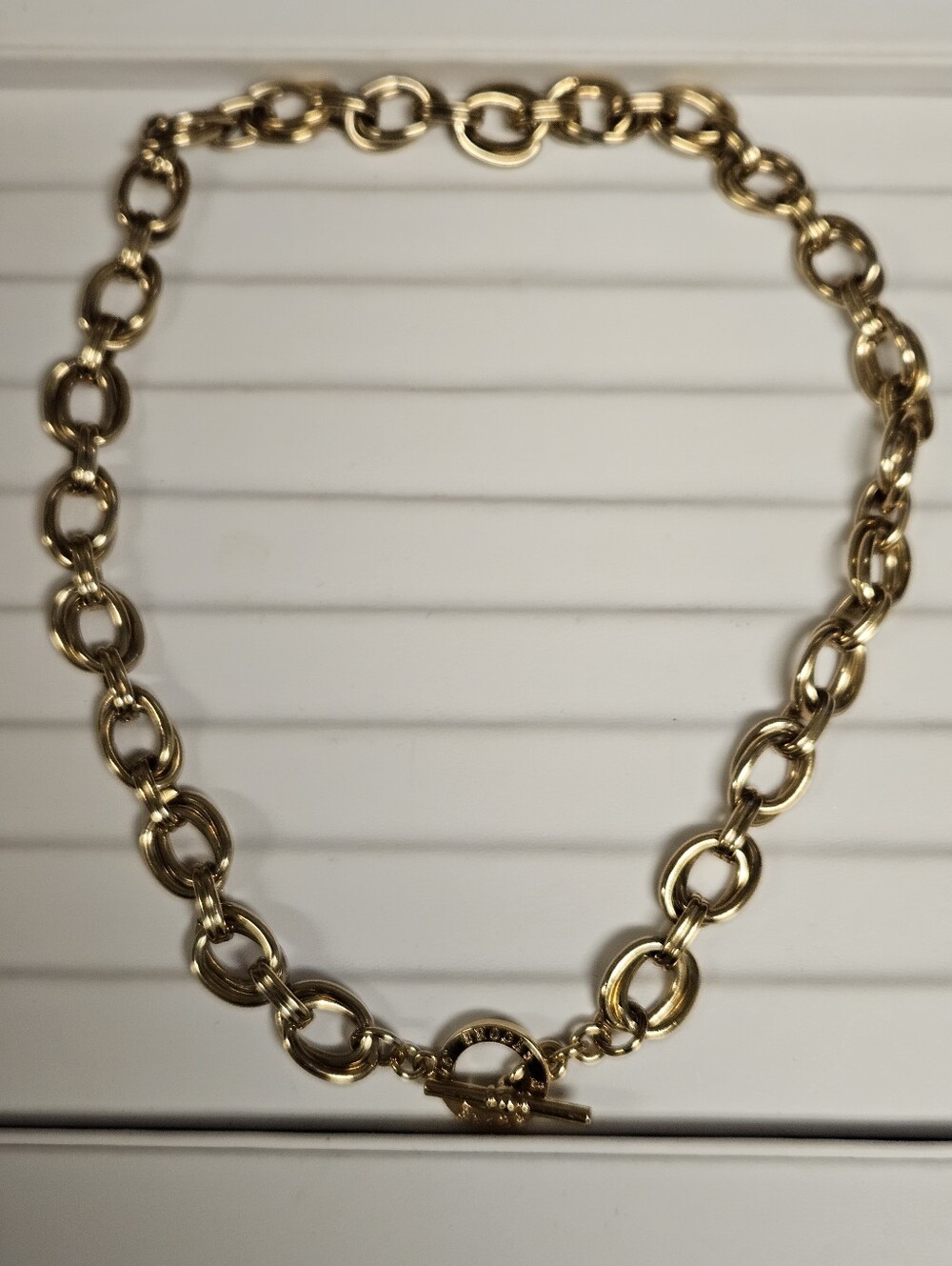 Brooks Brothers Gold-Tone Toggle Clasp Choker Necklace Signed
